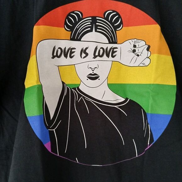 Target Pride Adult Short Sleeve 'Love is Love' T-Shirt - Black New Size Large - Picture 3 of 7